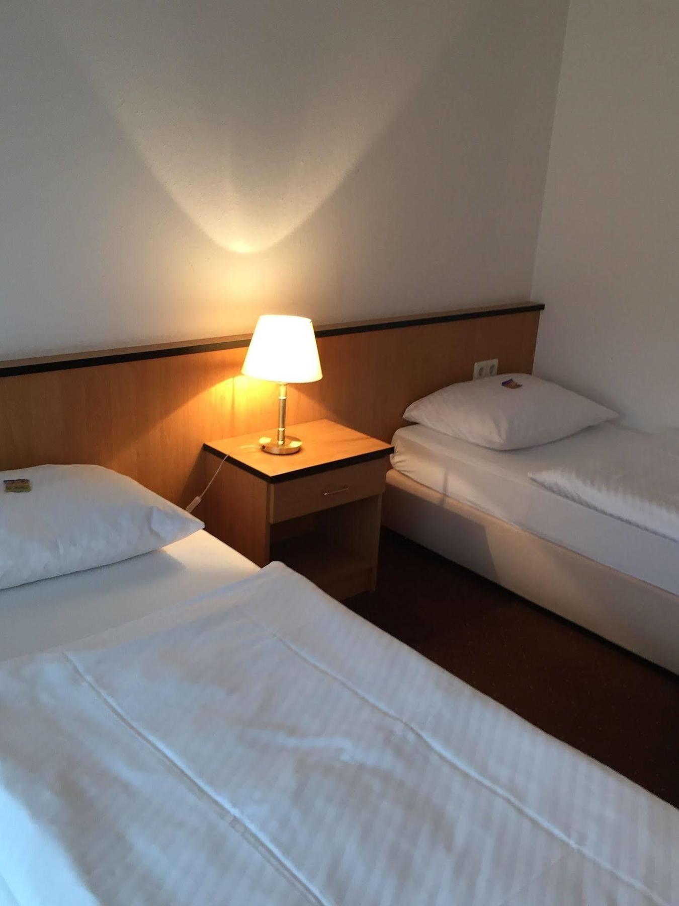 Airport-Hotel Stetten Leinfelden-Echterdingen Dış mekan fotoğraf